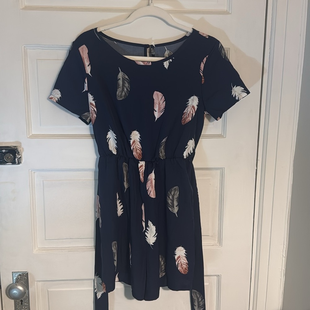 2 for $12 🎉 Small Feather Print Romper